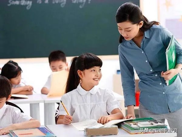 上海高校估计什么时候结束网课可以返校上课？