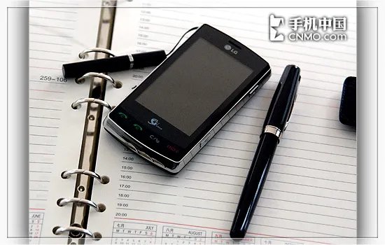 誓与伯爵争锋! LG双网双待KW838评测