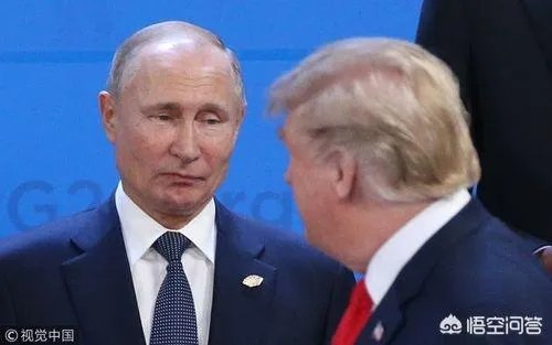 普京为何要求不要再与美国就裁军问题举行会谈，但强调俄方以前提出过的建议仍然有效？