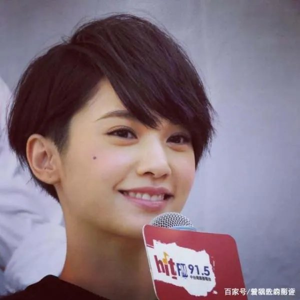 杨丞琳清空社交账号，已为人妻成功洗白自己。你怎么看？