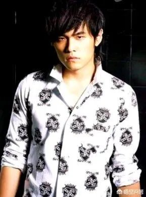 骑士寻求交易科沃尔和希尔，这是骑士进入全面摆烂的开端吗？