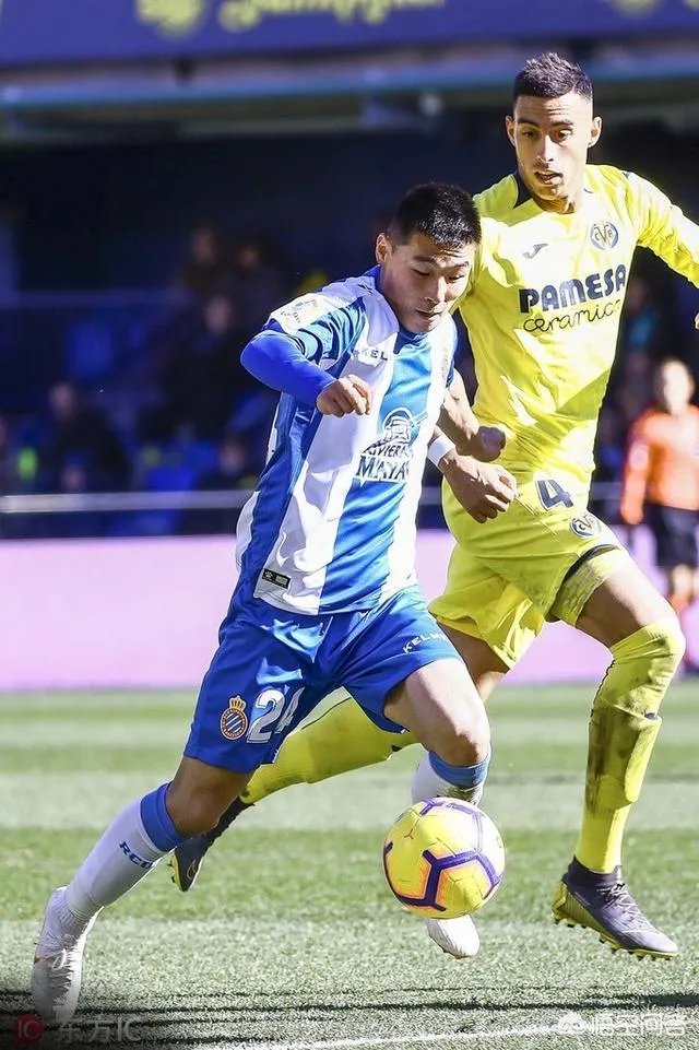 博尔哈16日开通微博@武磊,武磊马上互动:我的兄弟,明天再进一个。你怎么看?