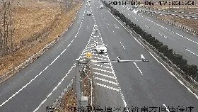 山东一司机在高速上仅1分钟驾照被扣30分，你怎么看？