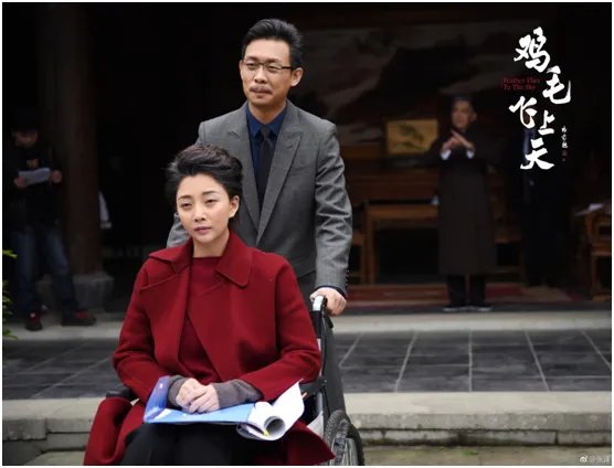 多次得奖的《鸡毛飞上天》为什么评价这么高？