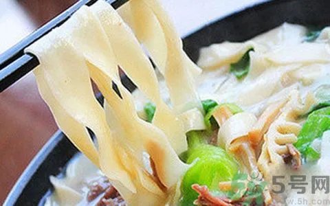 患癌女子为什么拒收捐款？患癌女子拒收捐款是怎么回事？