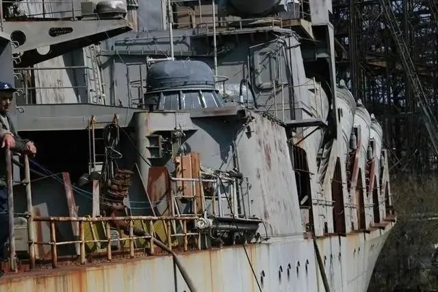 乌克兰号巡洋舰用的是什么动力系统？