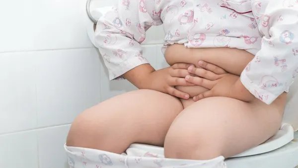 婴儿腹泻能服用蒙脱石散吗 婴儿腹泻的治疗及护理