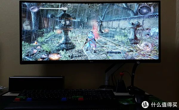 34寸带鱼屏/IPS/144hz/曲屏/过气LG电竞旗舰LG 34UC79G开箱，顺便晒一下桌面