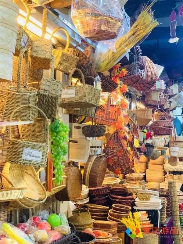 重庆朝天门批发市场里有什么?