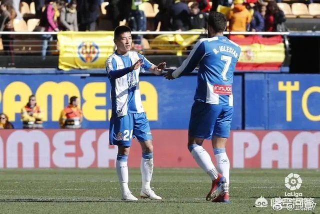 博尔哈16日开通微博@武磊,武磊马上互动:我的兄弟,明天再进一个。你怎么看?