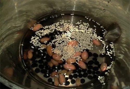 九阳豆浆机怎么使用啊？