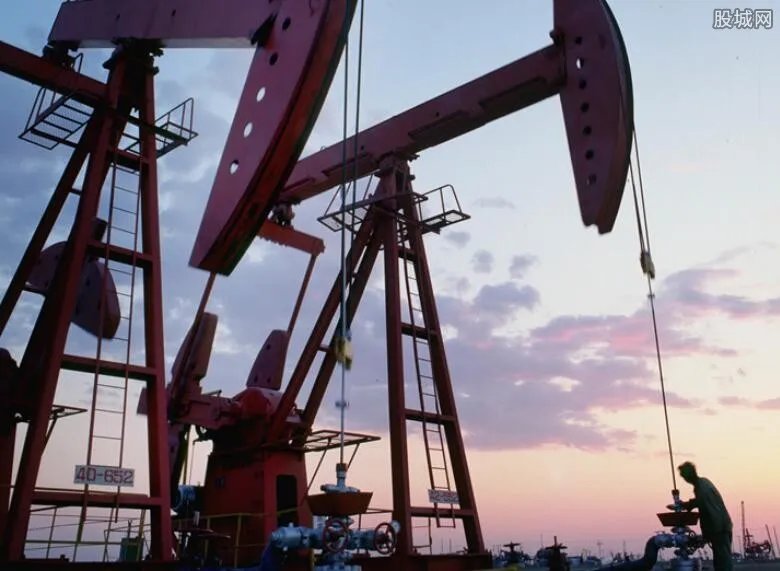 国际油价连涨三周 创下3月以来最高位