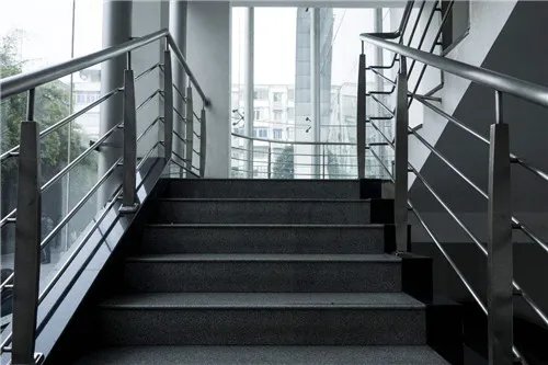 步梯房6楼优劣是什么