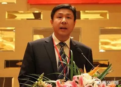 京媒称国脚签下行为承诺书，严重违约者开除出国足，你是怎么看的？