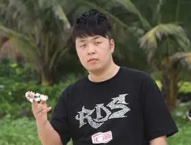 杜海涛火锅店被责令停业，你如何看待此事？