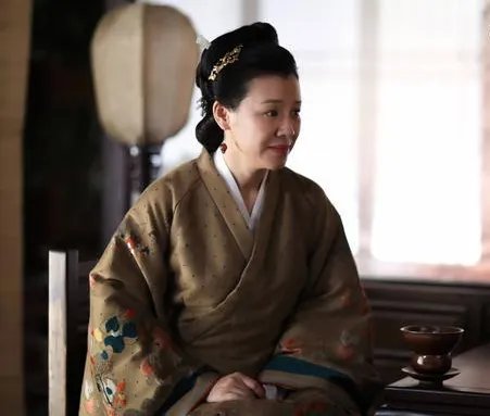 古代嫡女和庶子相比 两人谁的地位更好一些