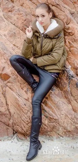 军绿色外套怎么搭配比较好看?