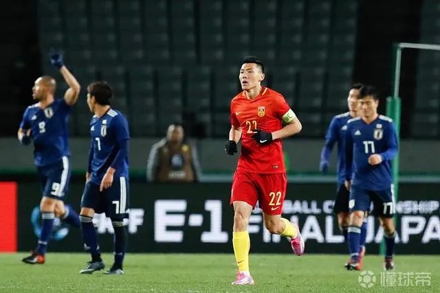 东亚杯-国足1-2负日本，你怎么看？