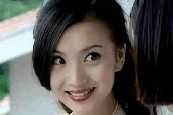 陈好出演万人迷这个角色大红大紫。现如今状况如何了？