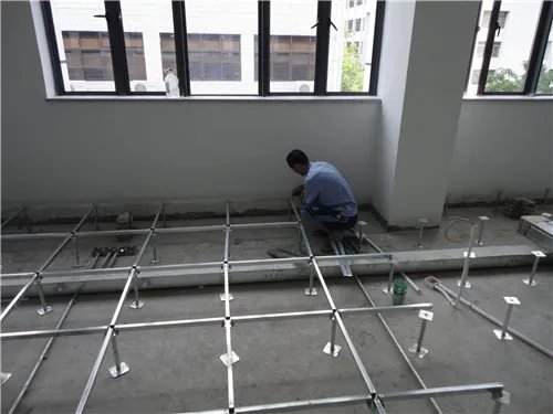 防静电地板安装方法介绍 安装防静电地板都要做什么