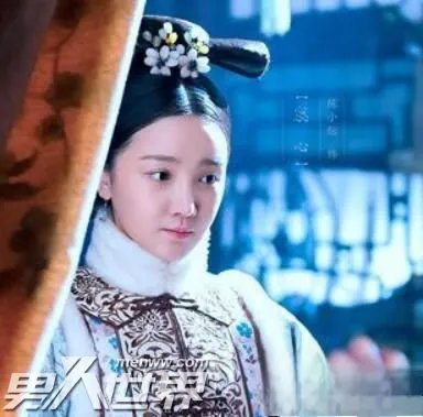 陈小纭的脸好小她几岁 陈小纭脸小是不是天生的