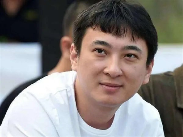 王思聪甜仇宣布分手!女方好友再曝猛料?看清分手费:打扰了!