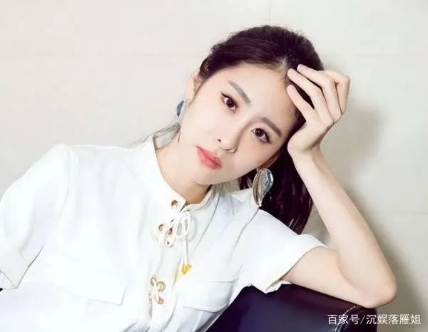 官宣“未婚生女”后，华晨宇和张碧晨，人生出现差距了吗？