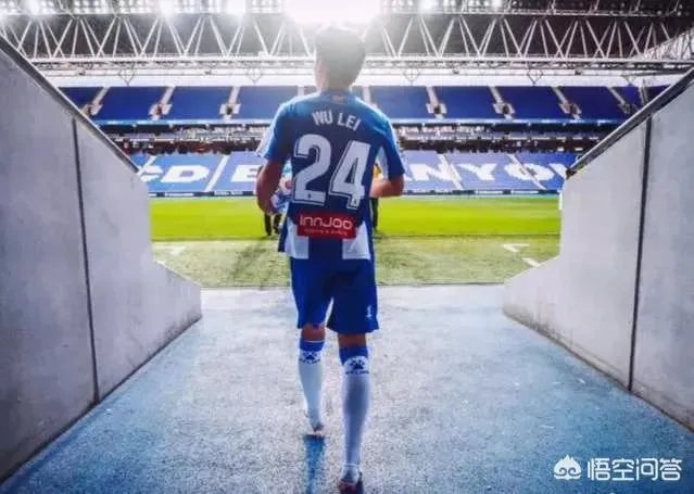 博尔哈16日开通微博@武磊,武磊马上互动:我的兄弟,明天再进一个。你怎么看?