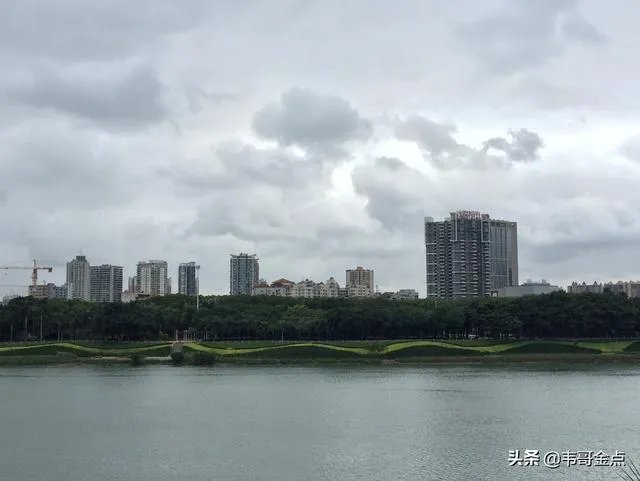 女子花126万全款买房,15天后降价30万,你怎么看?