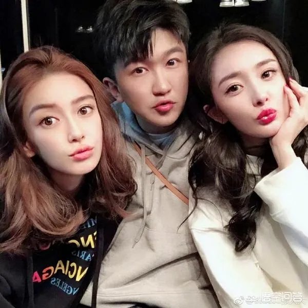 蔡明被倪萍吐槽这辈子没说对过什么话，娱乐圈还有哪些互相刚彼此互怼的姐妹花？