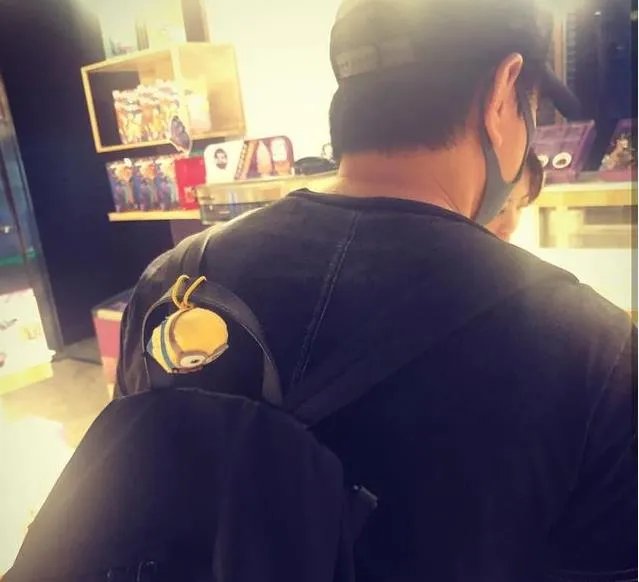 刘诗诗儿子小名叫步步:这个名字的寓意大家都知道吧