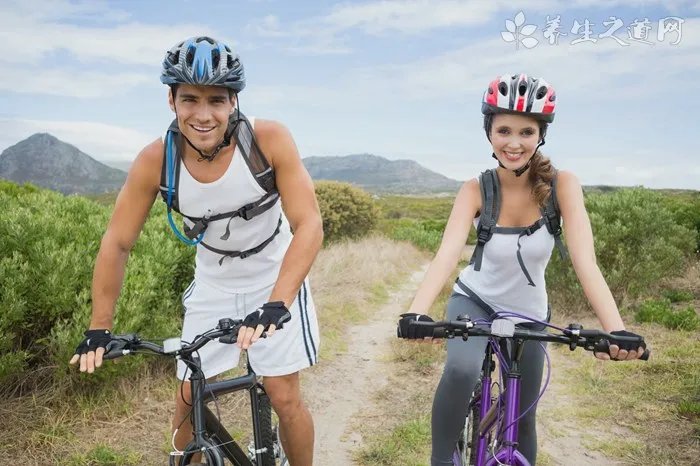 室内健身器材介绍——划船器