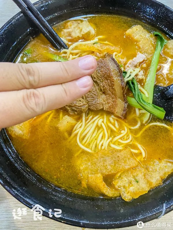 逛食记 篇三十六：一碗鸿福面，半碗吃老本，南京网红面馆的幸与不幸