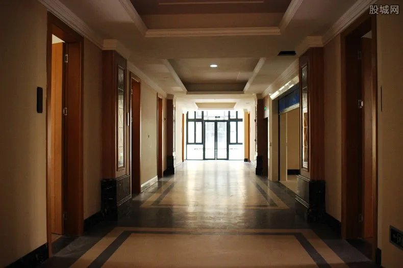 天价宿舍内部曝光 天价宿舍都有哪些设备？