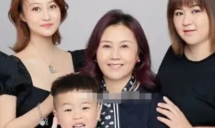 孙乔璐的妈妈叫什么名字？