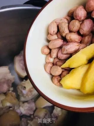 猪脚花生汤