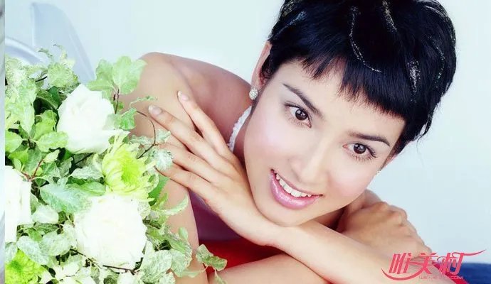 郑雪儿的个人资料 国籍是新加坡的