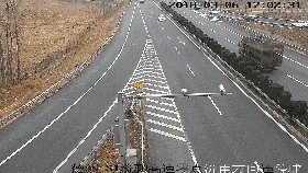 山东一司机在高速上仅1分钟驾照被扣30分，你怎么看？