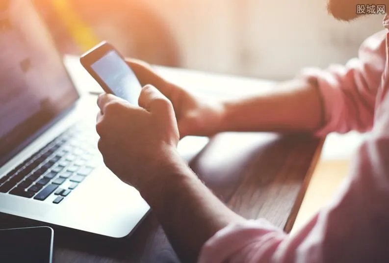 百度圣卡怎么样 百度圣卡具体资费是多少？