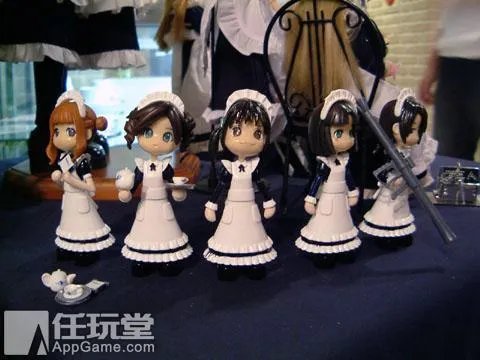 你如何看待女仆咖啡屋？