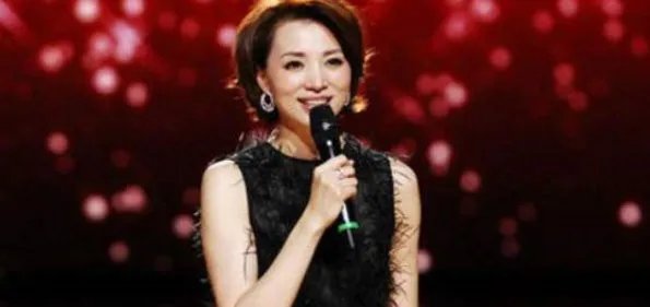 据说年收入过百万，央视主持人的年薪究竟有多高？