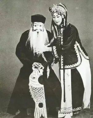 京剧明戏《玉堂春》讲述了什么故事？它的源流在哪里？