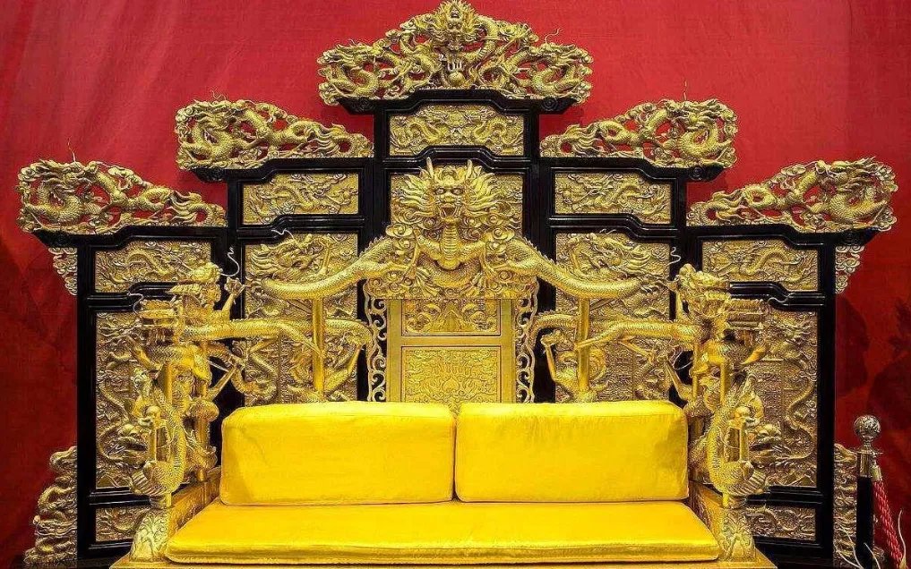 假如让你做三天皇帝，你会如何打发这三天时间？