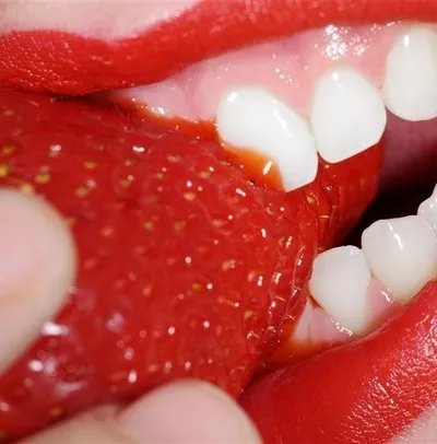 教你如何正确使用牙线(图示)