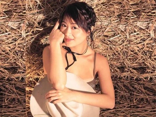 【图】姚乐怡三级电影合集  激情大尺度镜头曝光