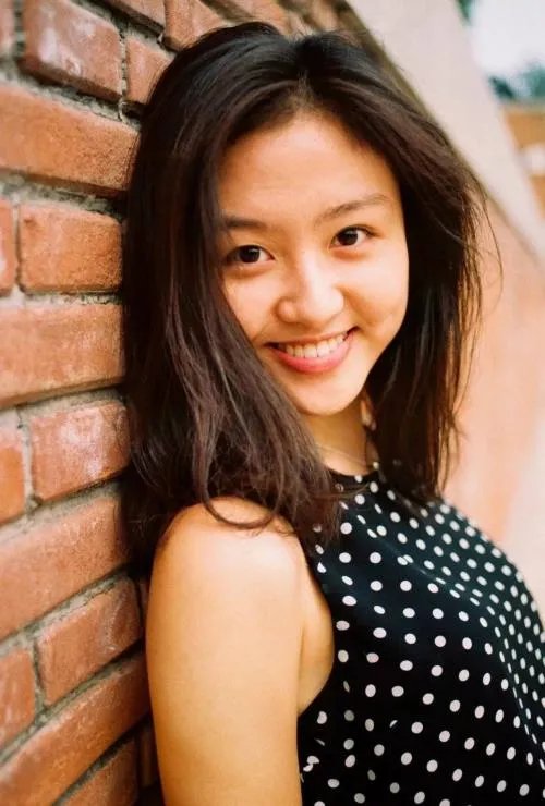 一站到底哈佛女孩丰莉婷多少岁个人资料三围胸围照片父母做什么的