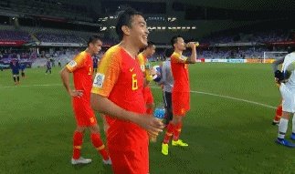 国足亚洲杯1/4赛对阵伊朗，新华社却看衰：有惊无喜，出局是大概率事件，你怎么看？