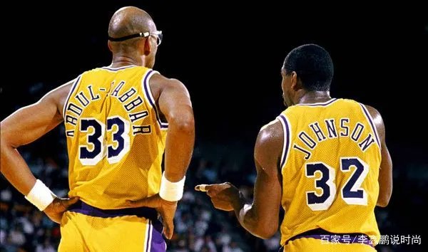 埃尔文约翰逊,为什么被人们称为“魔术师”?