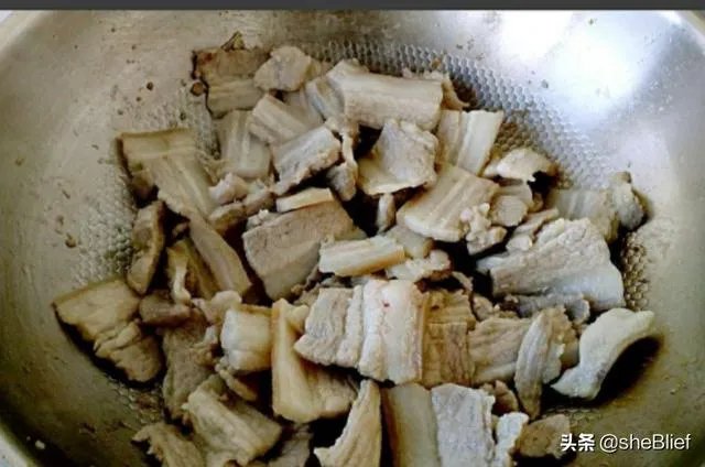 粉条的做法大全之猪肉炖粉条？