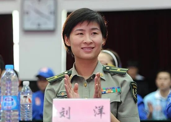 世界上第一位女宇航员，苏联女宇航员捷列什科娃（太空的铿锵玫瑰）